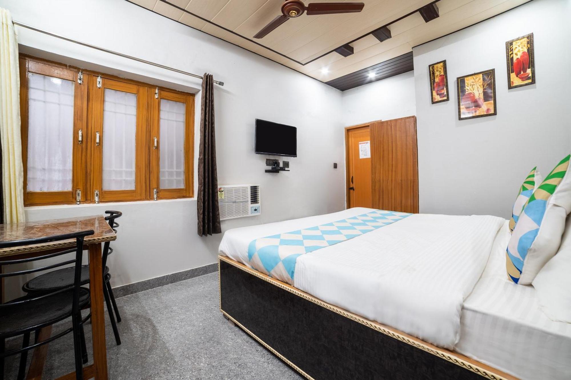Hotel O Home Gautam Homestay Dehradun Exterior photo